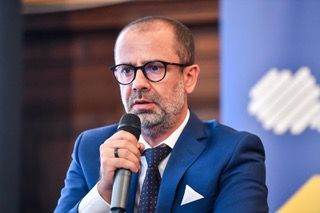 PIFM: Guvernul blochează în mod abuziv accesul companiilor din România la muncitorii străini